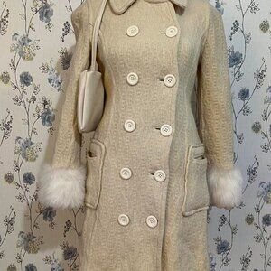 Vintage 90s Cream Wool Winter Peacoat with Fur Trim